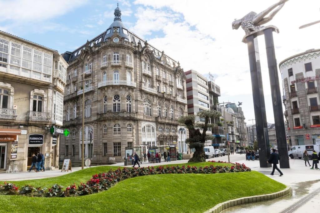 Duplex De Lujo En Pleno Centro De La Ciudad. Apartment Vigo Bagian luar foto