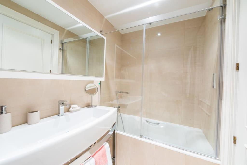 Duplex De Lujo En Pleno Centro De La Ciudad. Apartment Vigo Bagian luar foto